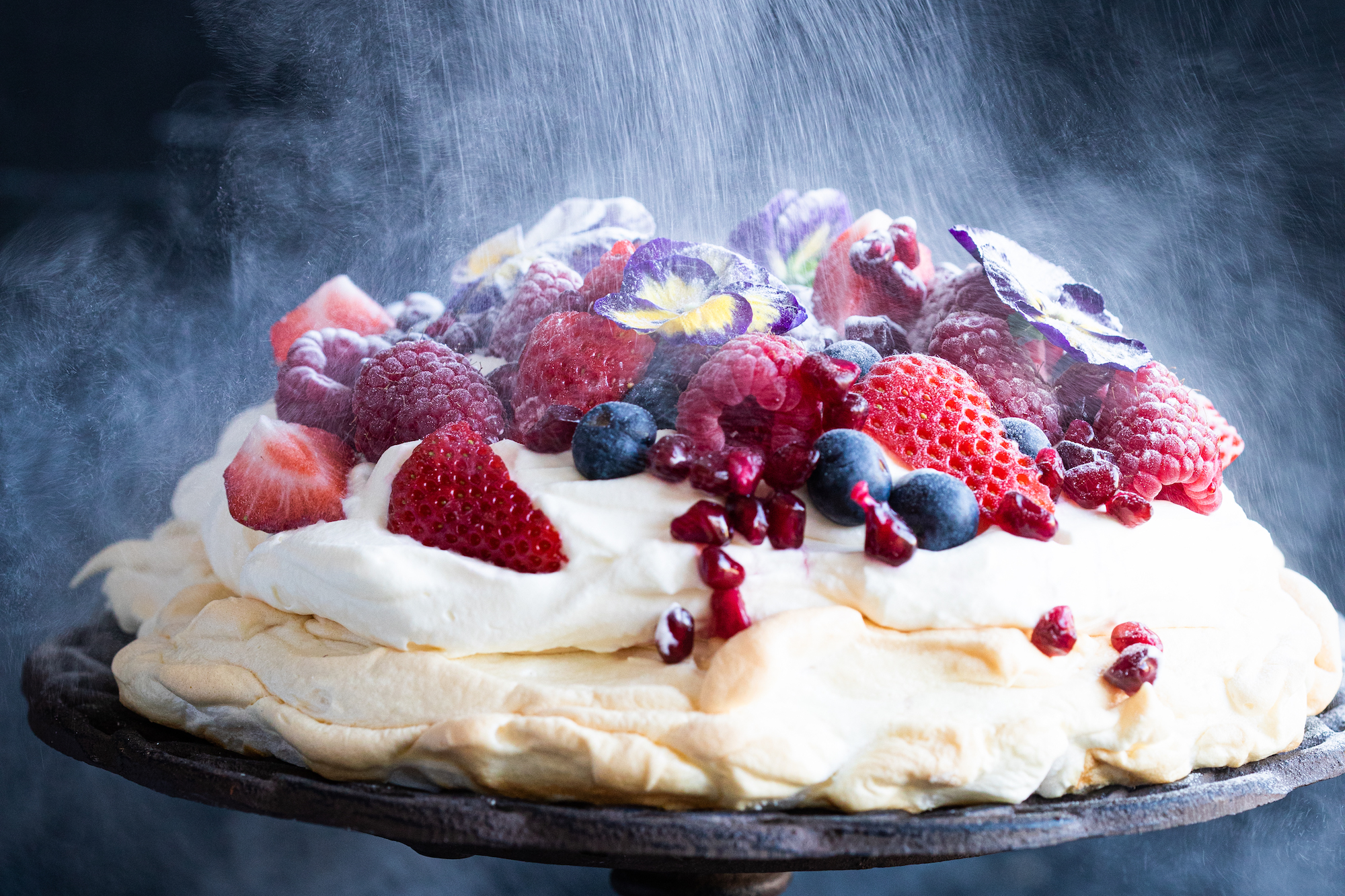 Het water loopt je in de mond door deze pavlova van Miljuschka